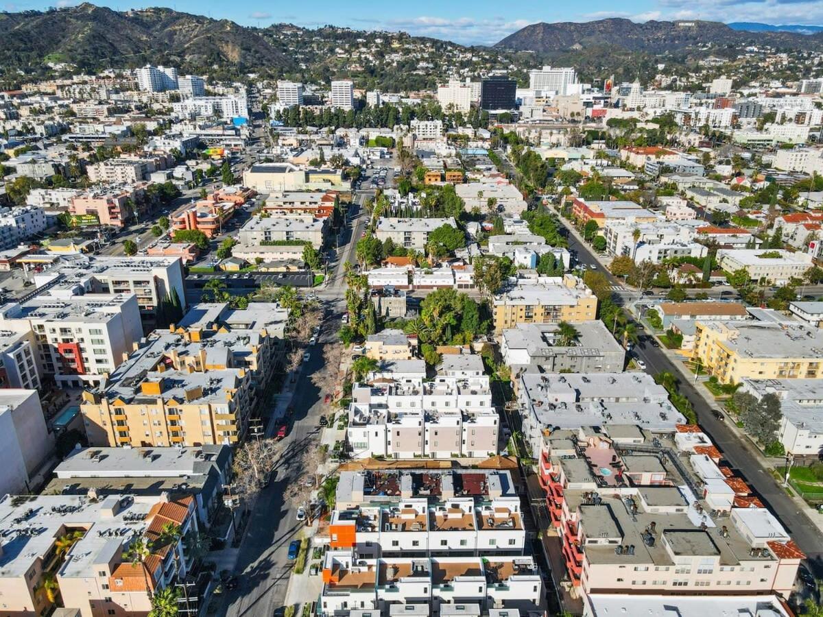 Сasa de vacaciones Hollywoodland#4 - Ideal Location